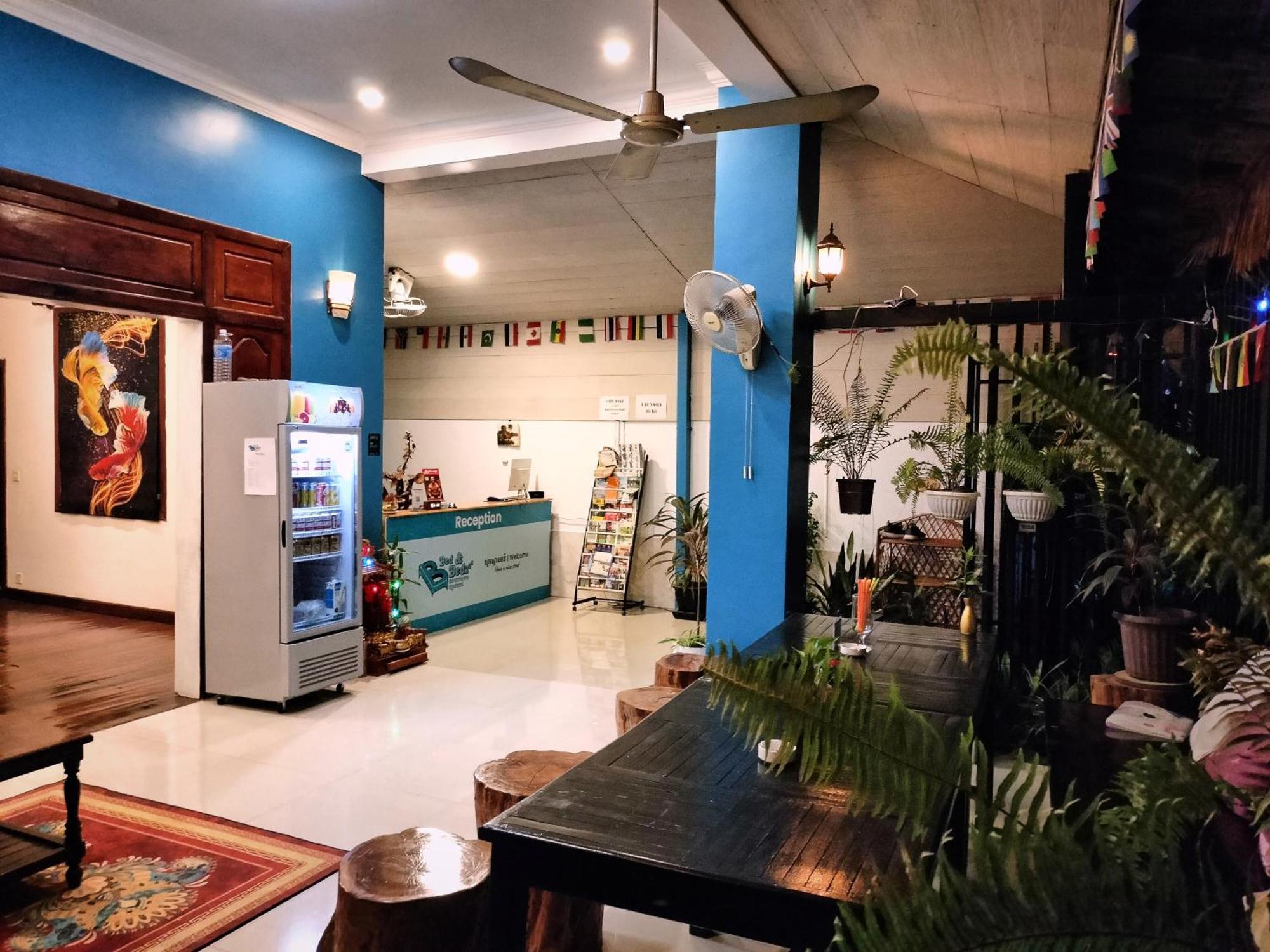 Bed & Bedzzz Hostel Σιέμ Ρέαπ Εξωτερικό φωτογραφία