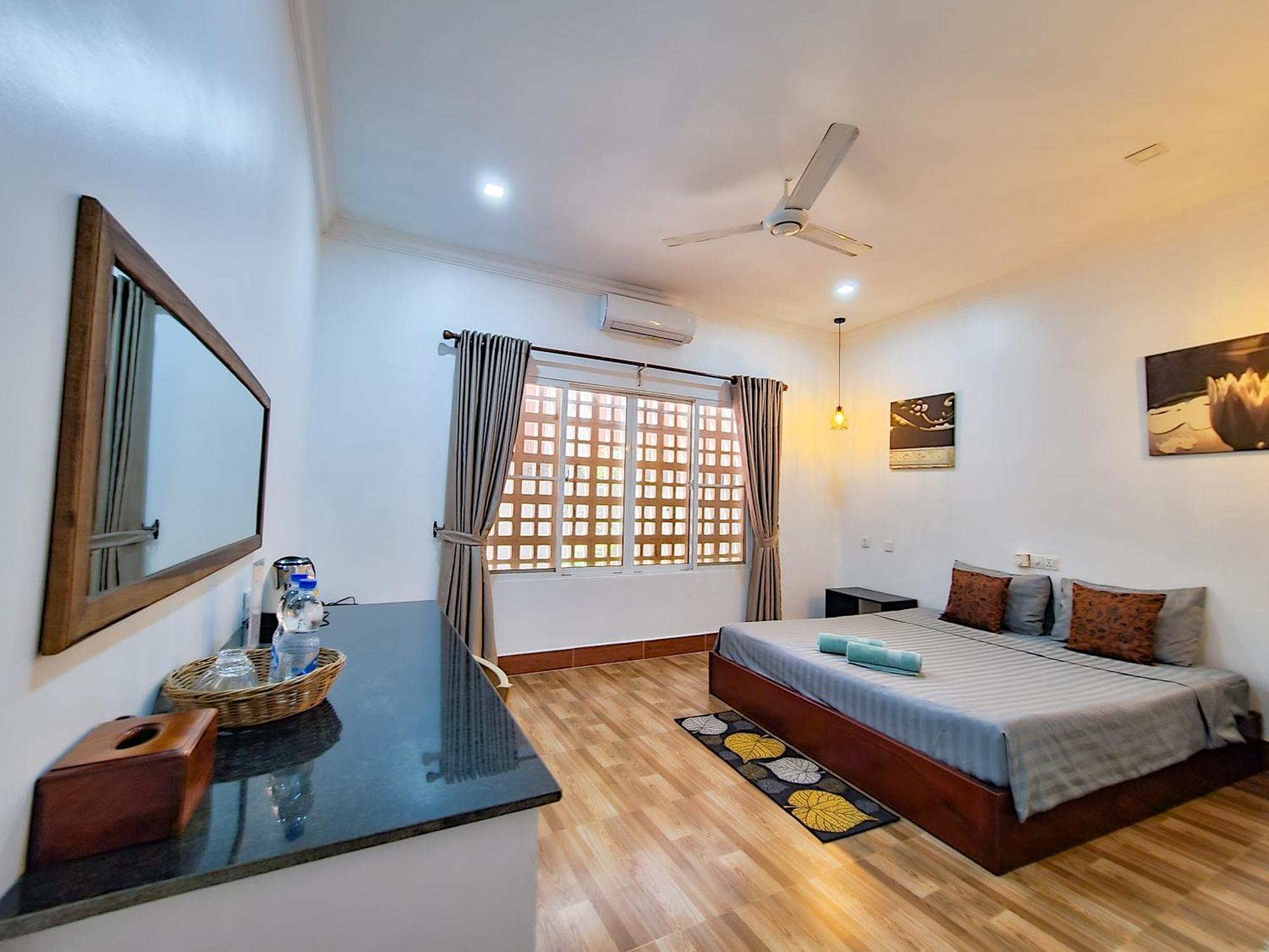 Bed & Bedzzz Hostel Σιέμ Ρέαπ Εξωτερικό φωτογραφία