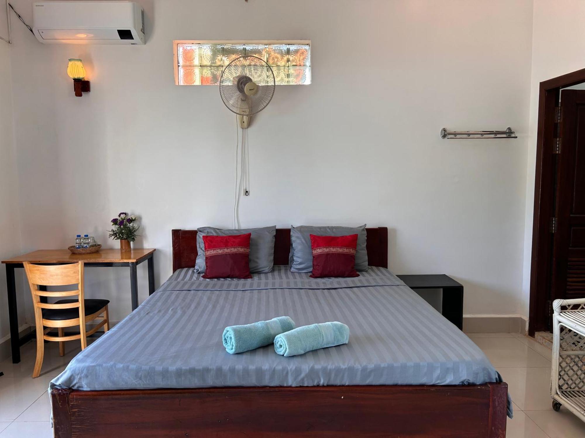 Bed & Bedzzz Hostel Σιέμ Ρέαπ Εξωτερικό φωτογραφία