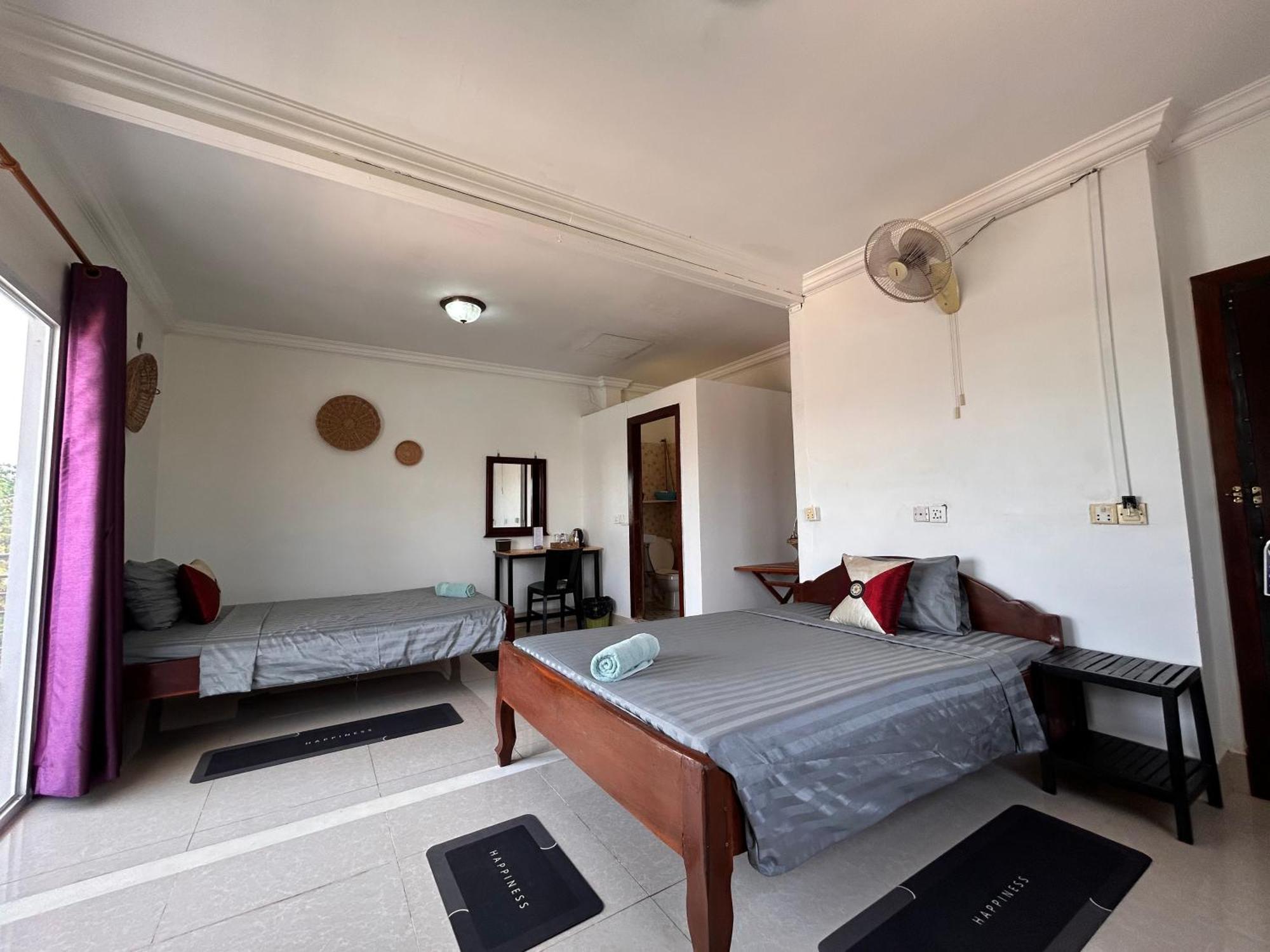 Bed & Bedzzz Hostel Σιέμ Ρέαπ Εξωτερικό φωτογραφία