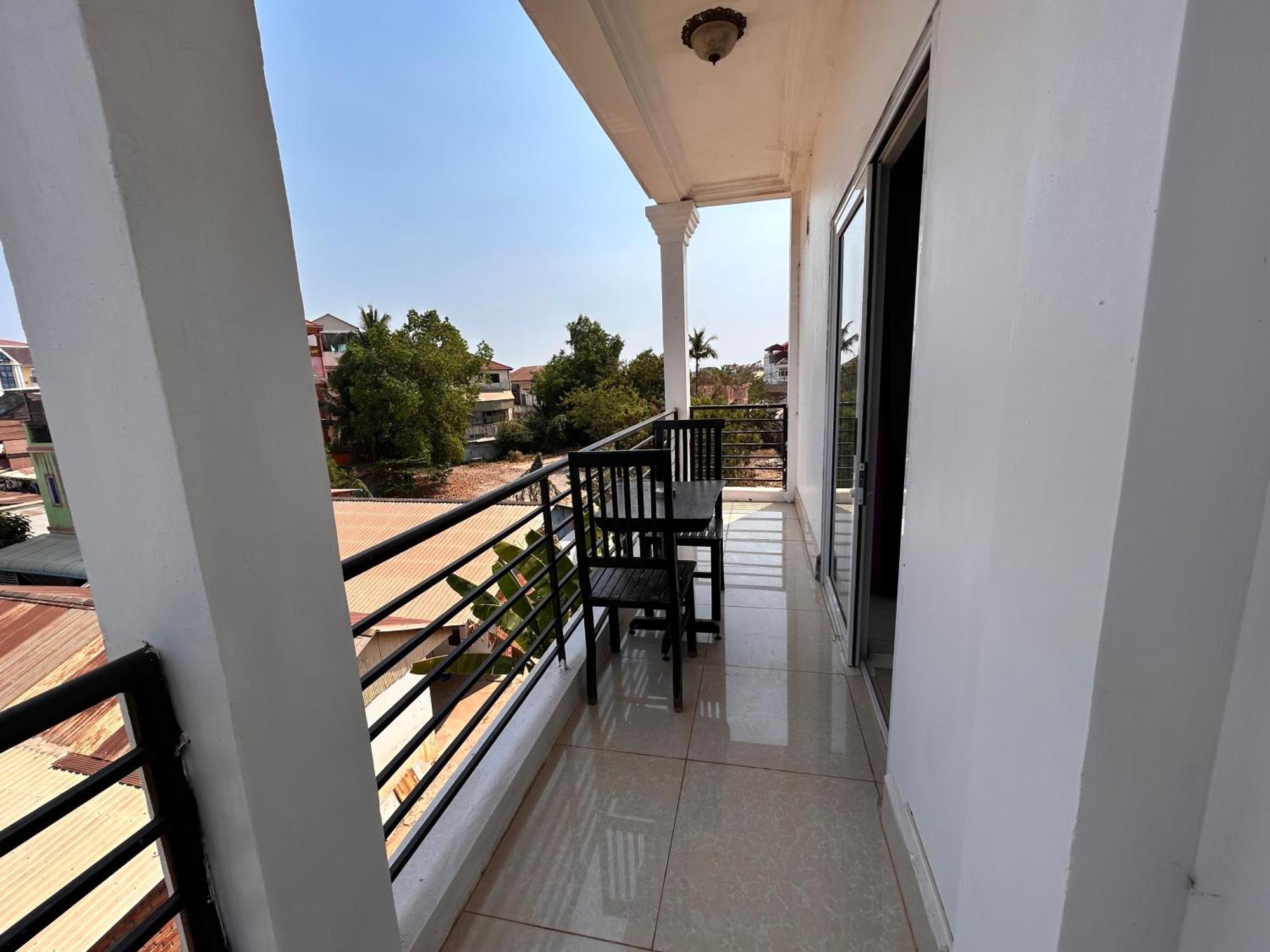 Bed & Bedzzz Hostel Σιέμ Ρέαπ Εξωτερικό φωτογραφία