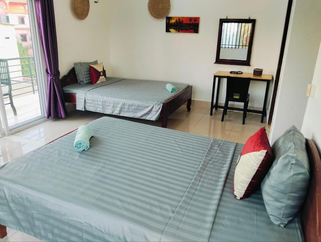 Bed & Bedzzz Hostel Σιέμ Ρέαπ Εξωτερικό φωτογραφία